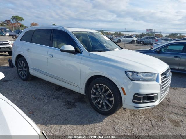 AUDI Q7 2019 wa1laaf74kd011755