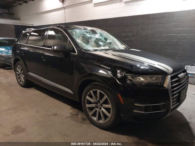 AUDI Q7 2019 wa1laaf76kd016214