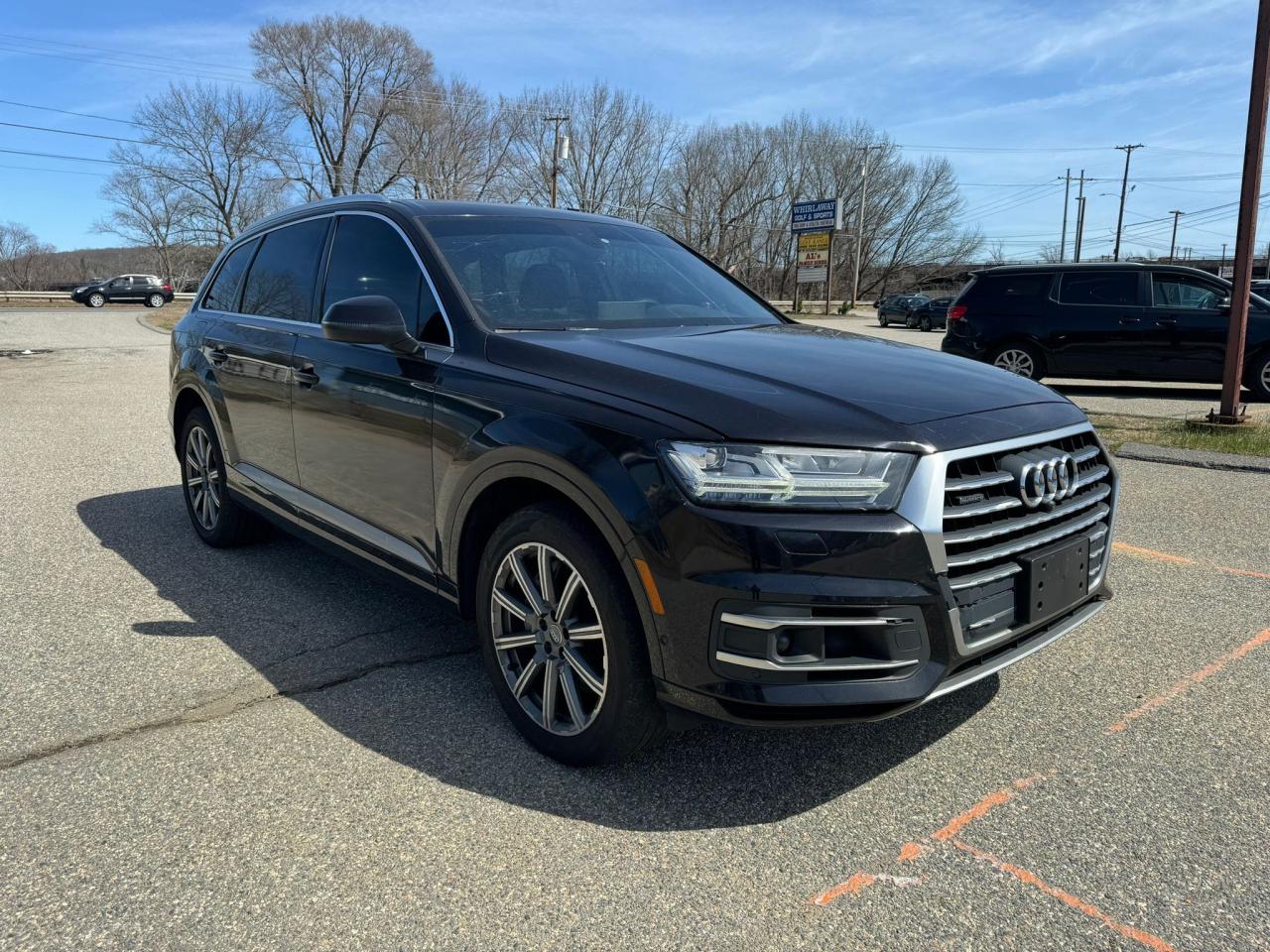 AUDI Q7 2019 wa1laaf77kd006307