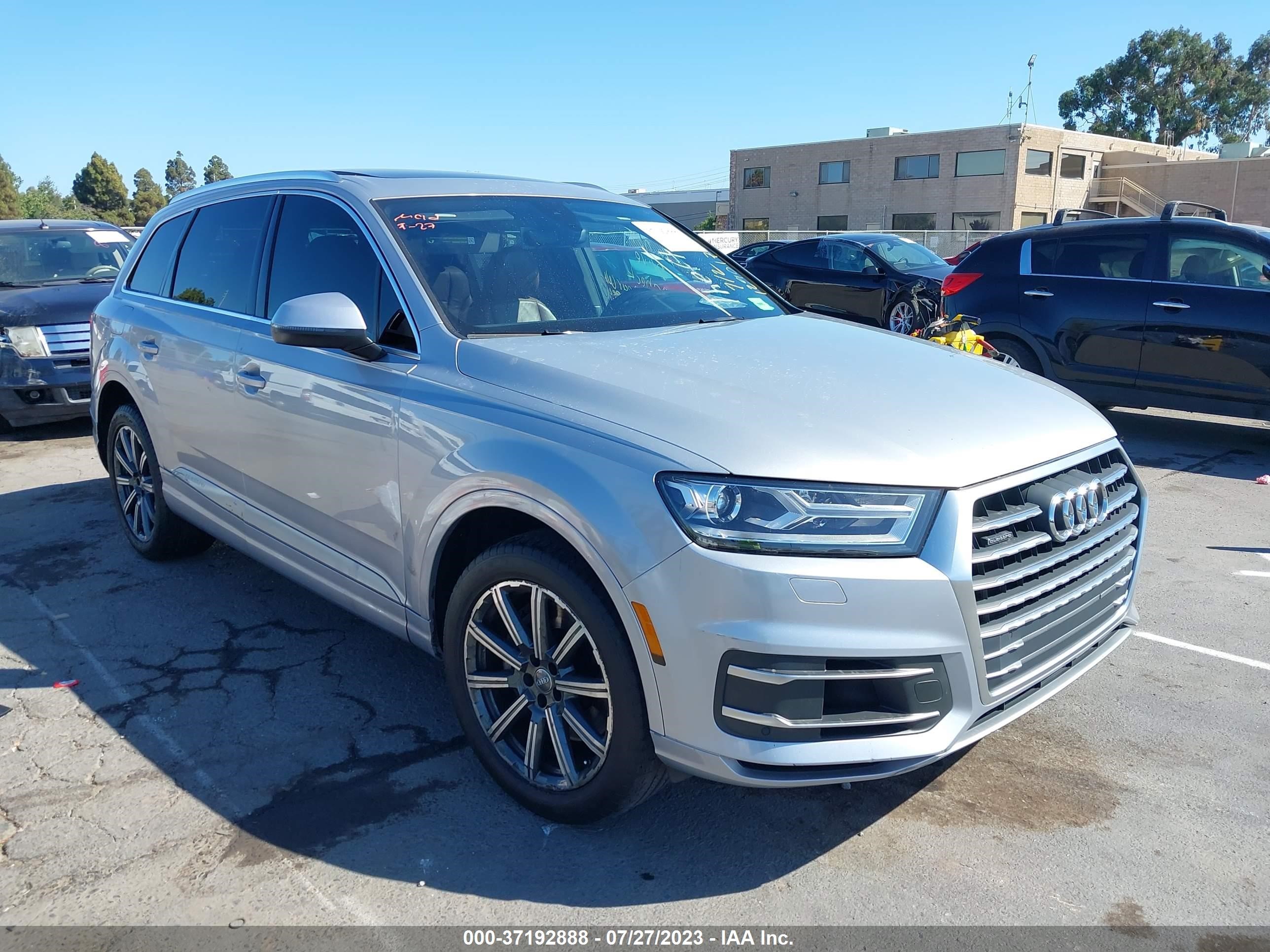 AUDI Q7 2017 wa1laaf78hd011704