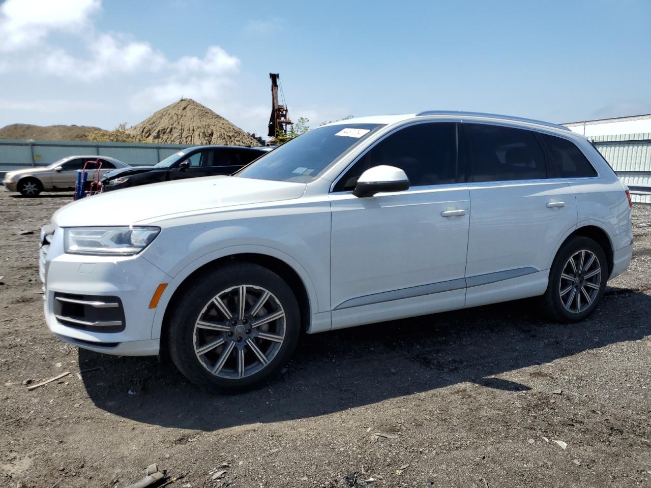 AUDI Q7 2017 wa1laaf7xhd004270