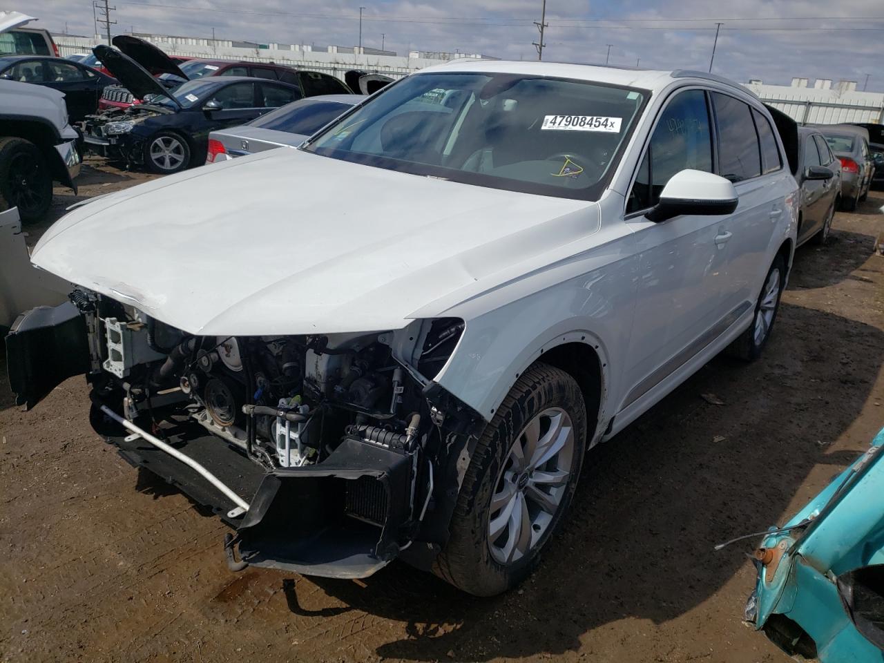 AUDI Q7 2017 wa1labf70hd014828