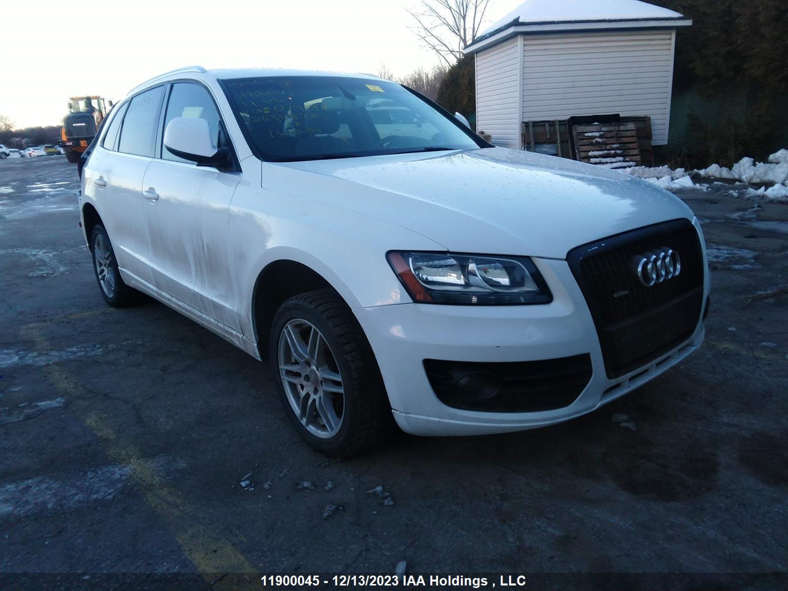 AUDI Q5 2011 wa1lfcfp1ba074147