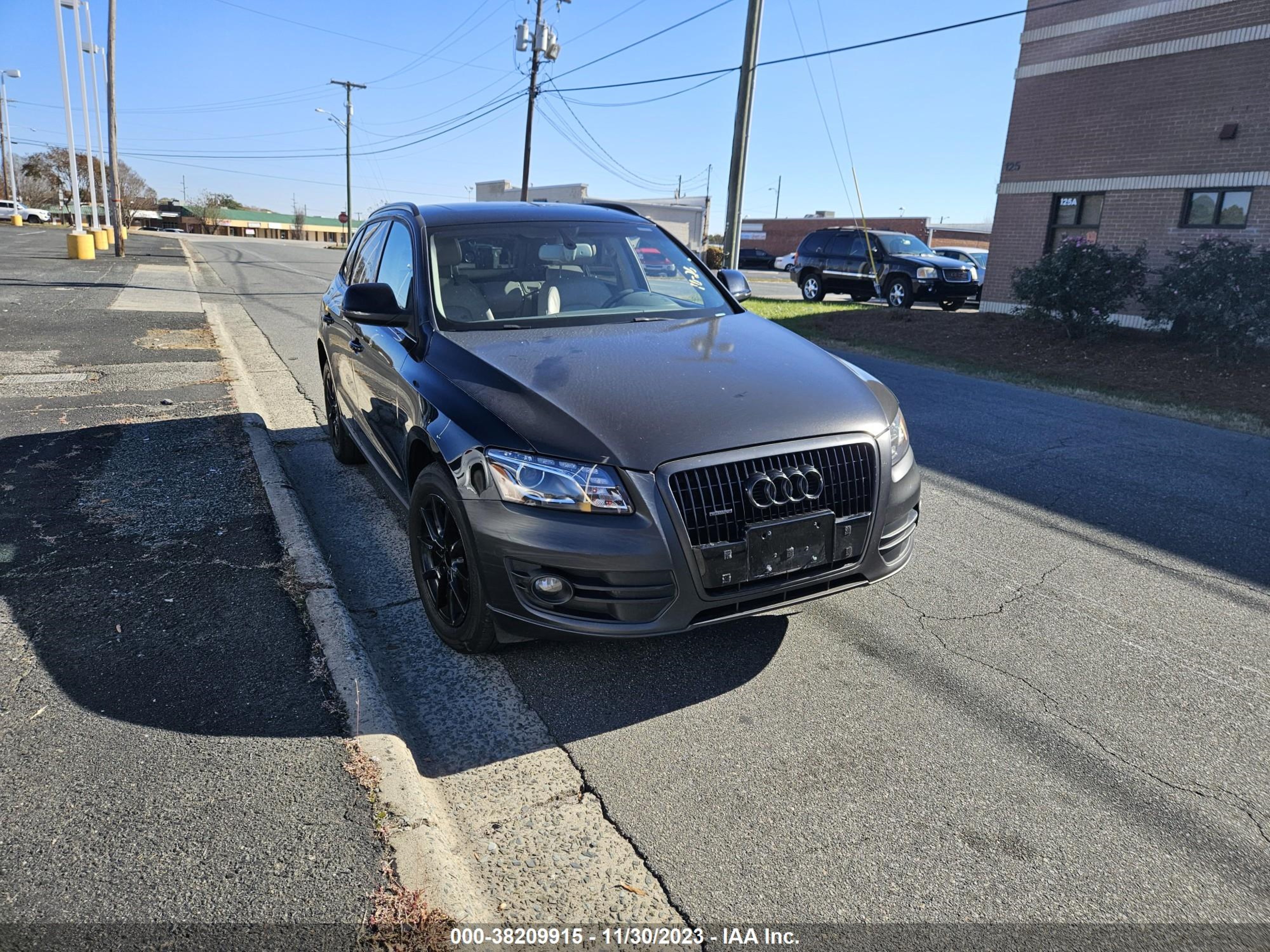 AUDI Q5 2010 wa1lkafp4aa083990