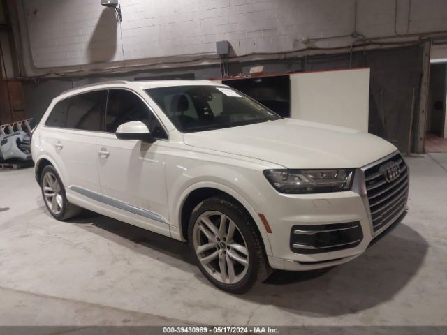 AUDI Q7 2017 wa1vaaf70hd014461