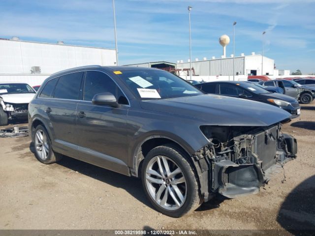 AUDI Q7 2017 wa1vaaf72hd031049