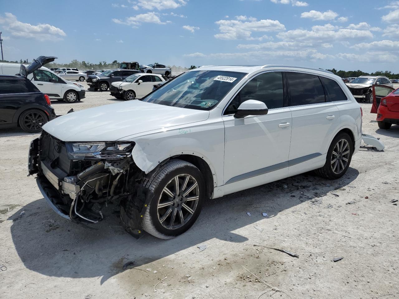 AUDI Q7 2017 wa1vaaf73hd006550