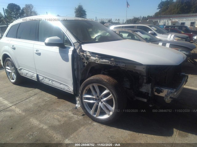 AUDI Q7 2017 wa1vaaf73hd024577