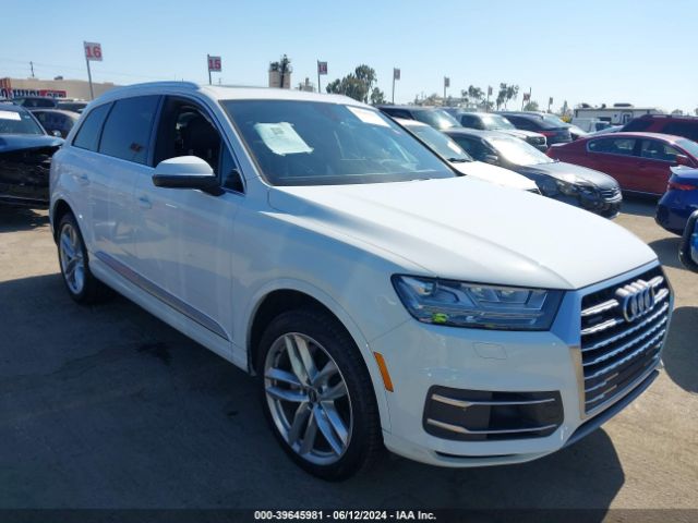 AUDI Q7 2017 wa1vaaf77hd004672