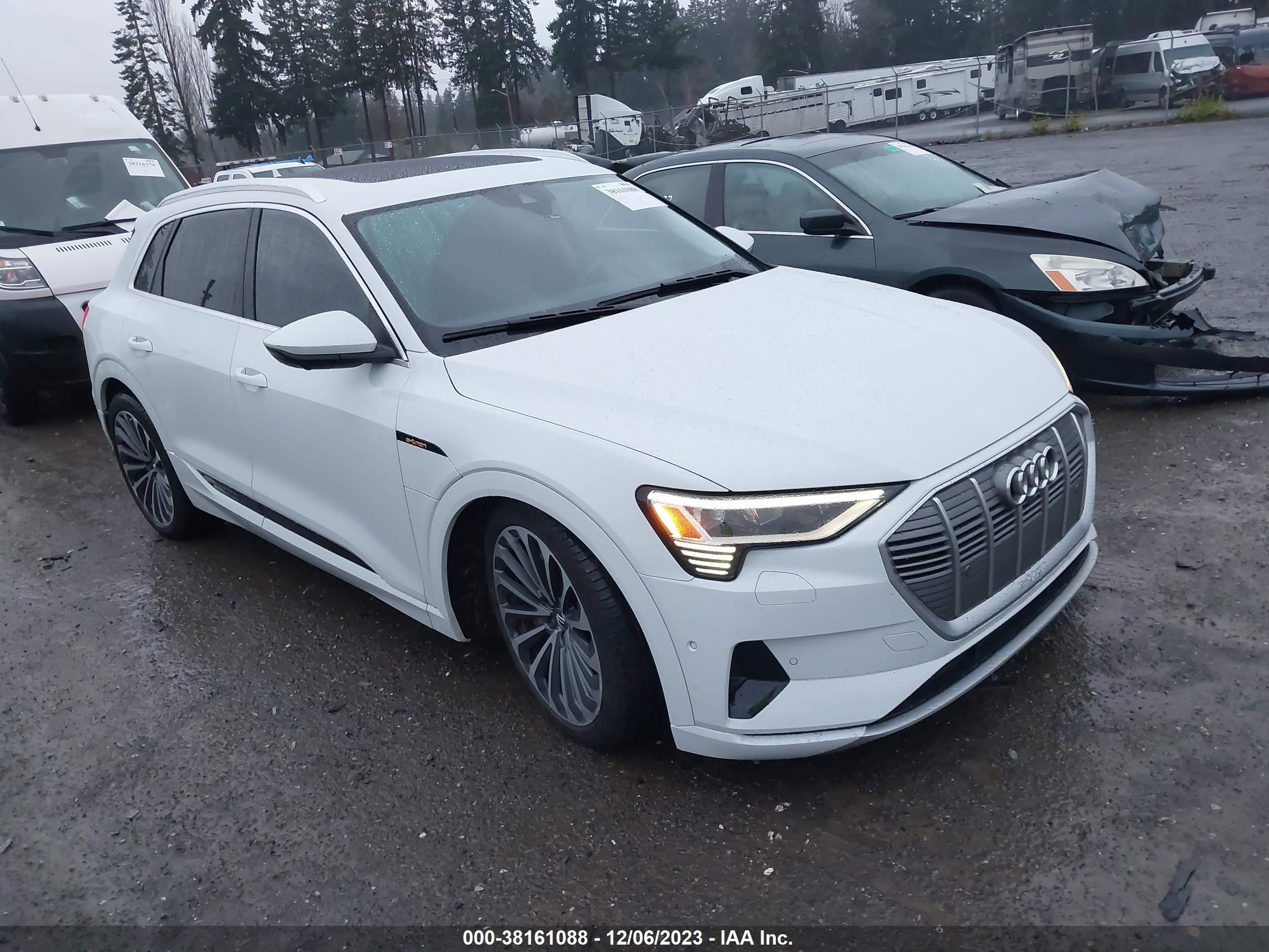 AUDI E-TRON 2019 wa1vabge4kb024027