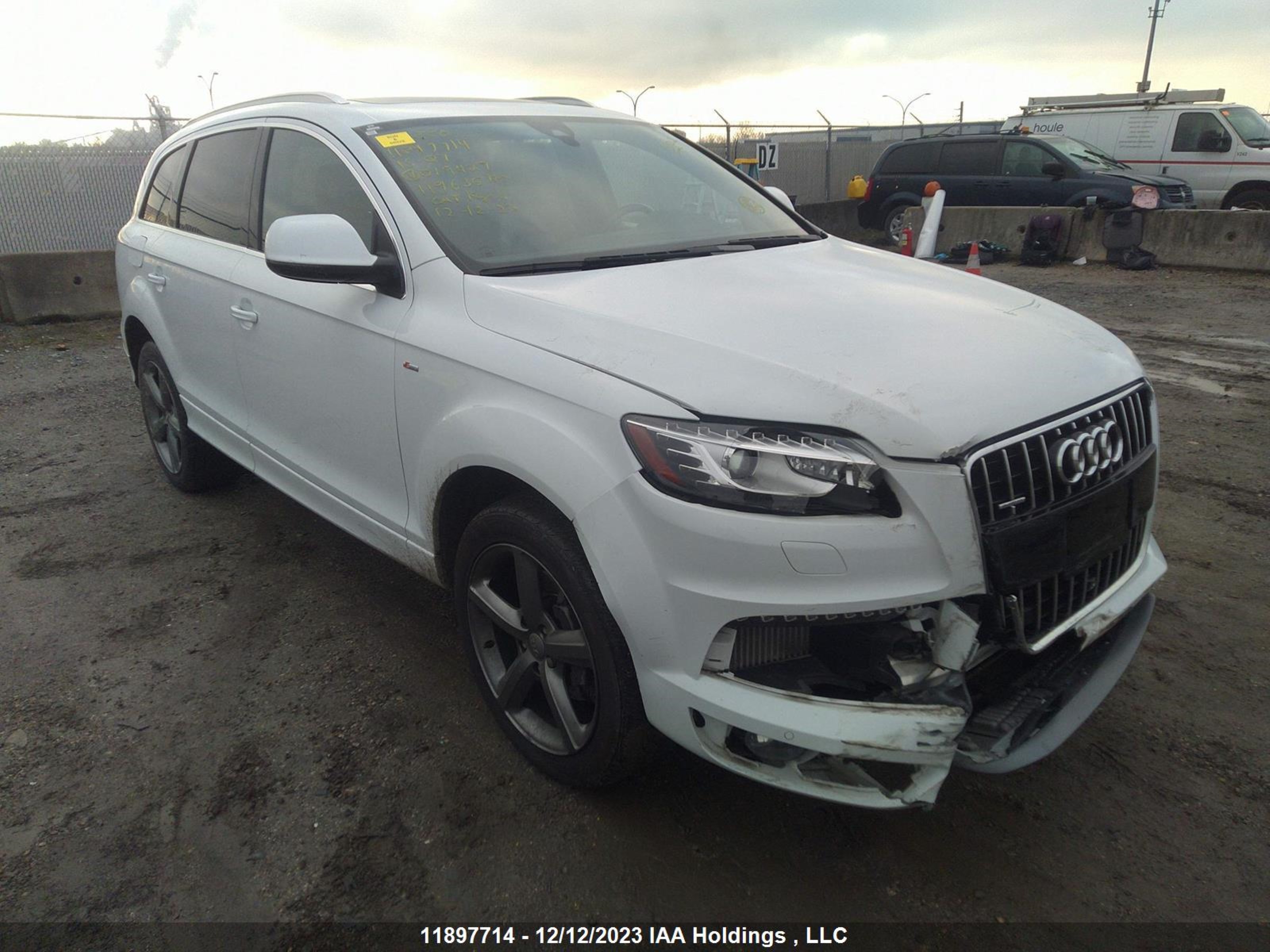 AUDI Q7 2015 wa1wmcfexfd019427