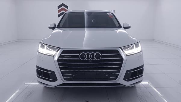 AUDI Q7 2018 wa1zzzf70jd016242