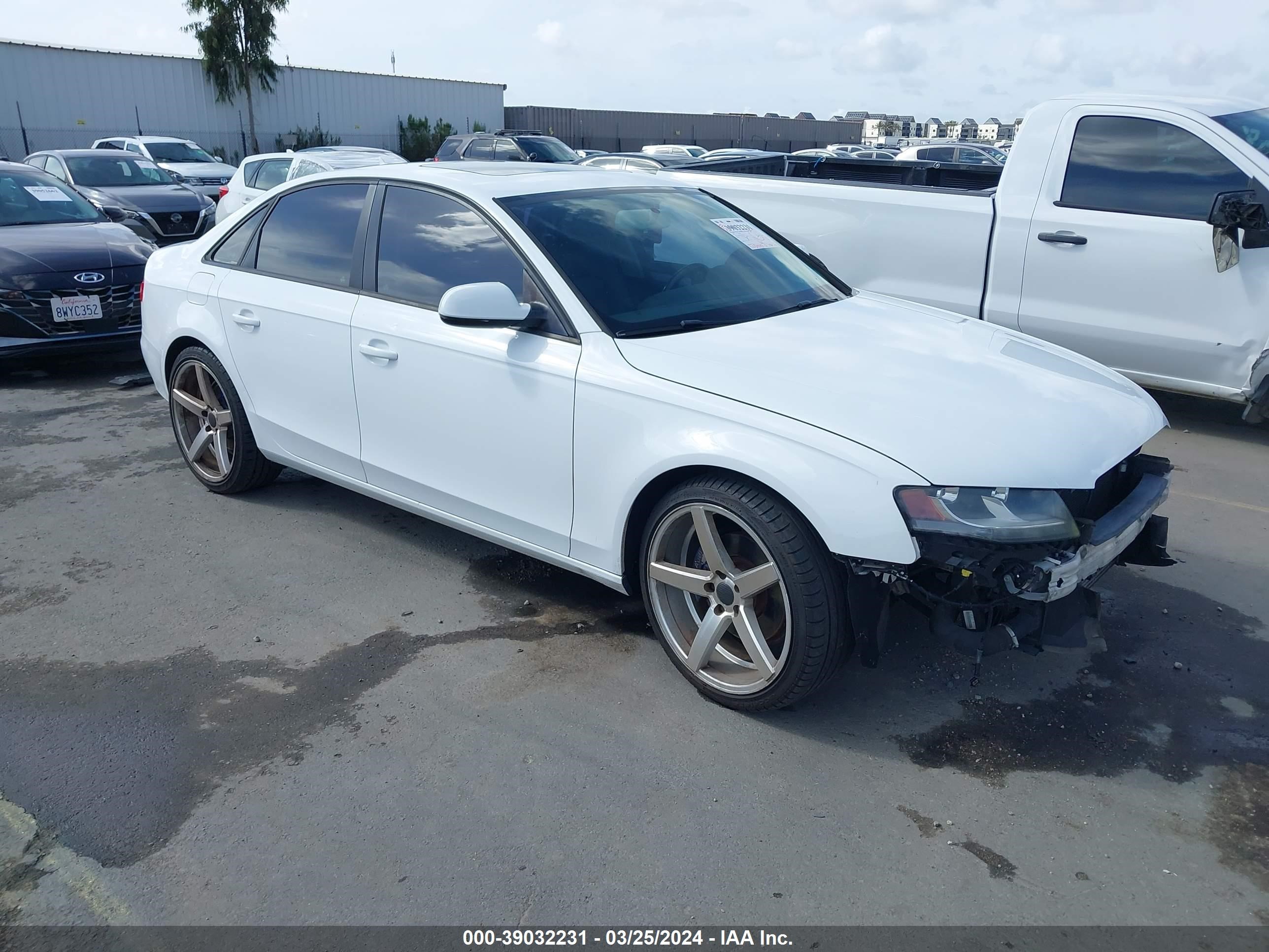 AUDI A4 2011 wauafaflxbn052247