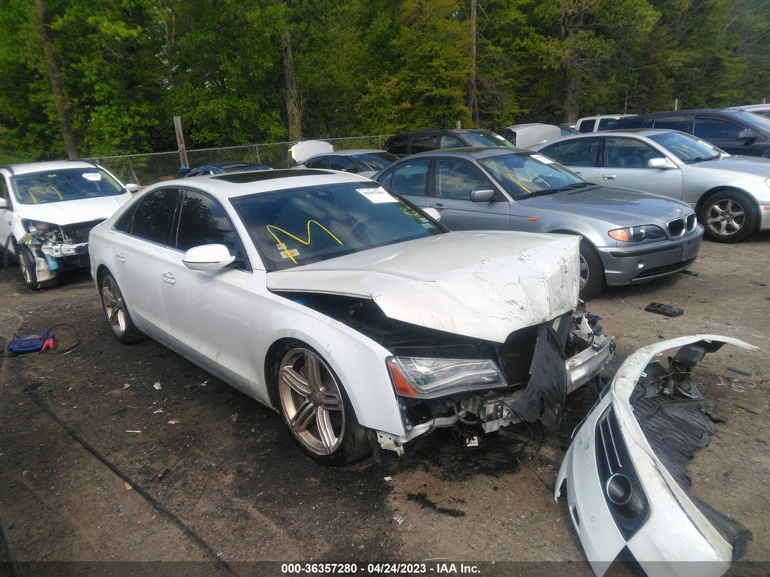 AUDI A8 2013 wauagafd1dn032154