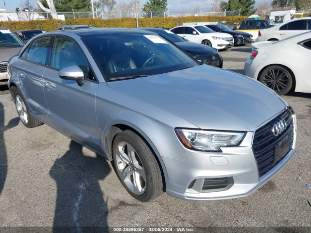 AUDI A3 2018 wauaugff0j1020223