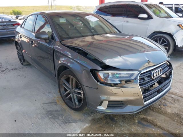 AUDI A3 2018 wauaugff0j1039094