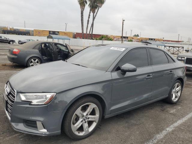 AUDI A3 PREMIUM 2018 wauaugff1j1023504