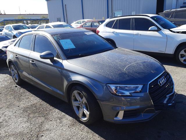 AUDI A3 PREMIUM 2018 wauaugff1j1034101