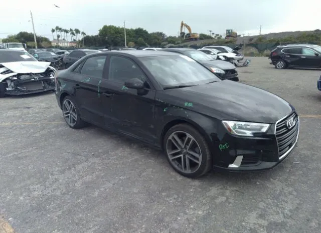 AUDI A3 2018 wauaugff1j1040755