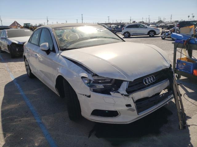 AUDI A3 PREMIUM 2018 wauaugff2j1011135