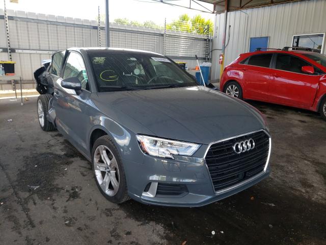 AUDI A3 PREMIUM 2018 wauaugff3j1042913