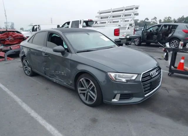 AUDI A3 2018 wauaugff4j1018913