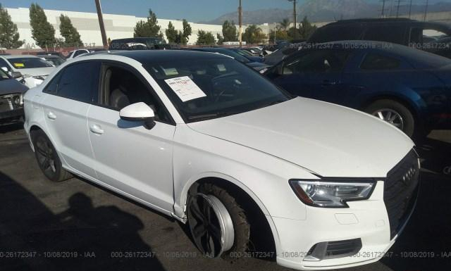 AUDI A3 2018 wauaugff6j1071905