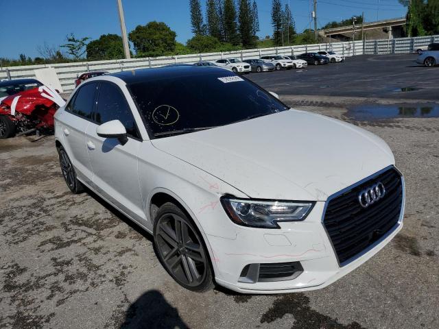 AUDI A3 PREMIUM 2018 wauaugff6j1082807