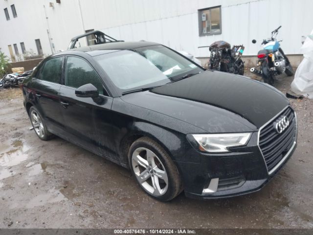 AUDI A3 2017 wauaugff8h1031190