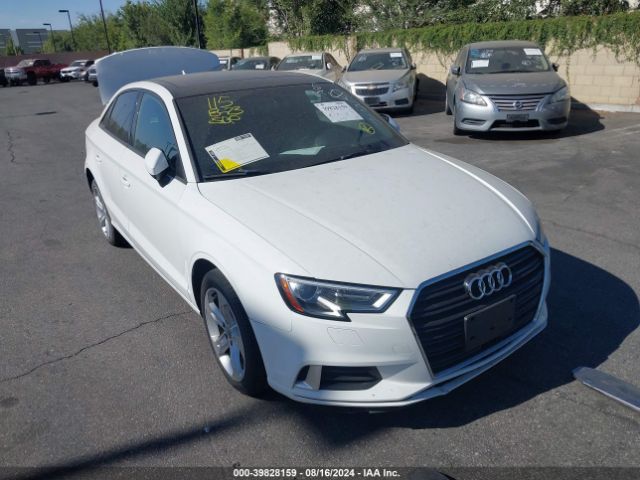 AUDI A3 2018 wauaugff8j1078905