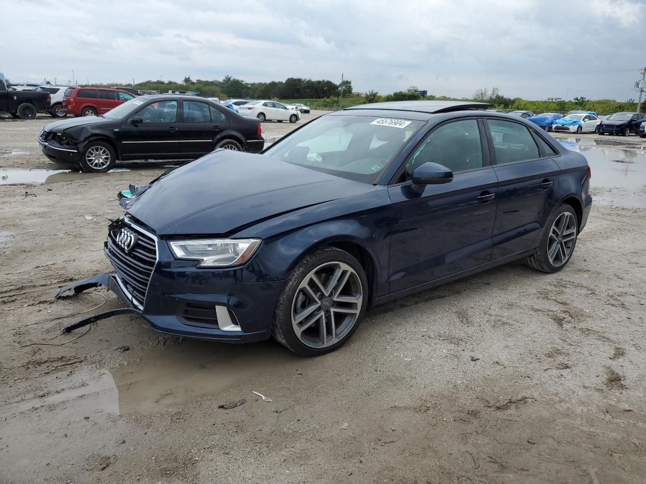 AUDI A3 2018 wauaugff8j1088480