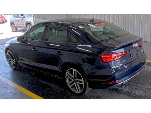 AUDI A3 SEDAN 2018 waub8gff0j1019615