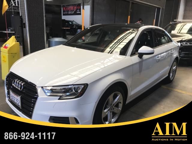 AUDI A3 SEDAN 2018 waub8gffxj1014941