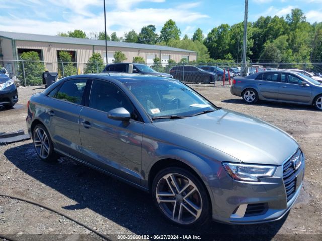 AUDI A3 2019 waubegff0k1018250