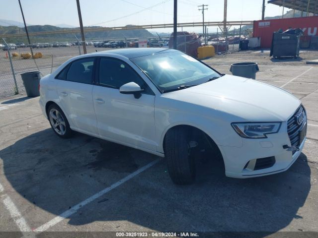 AUDI A3 2019 waubegff1k1018225