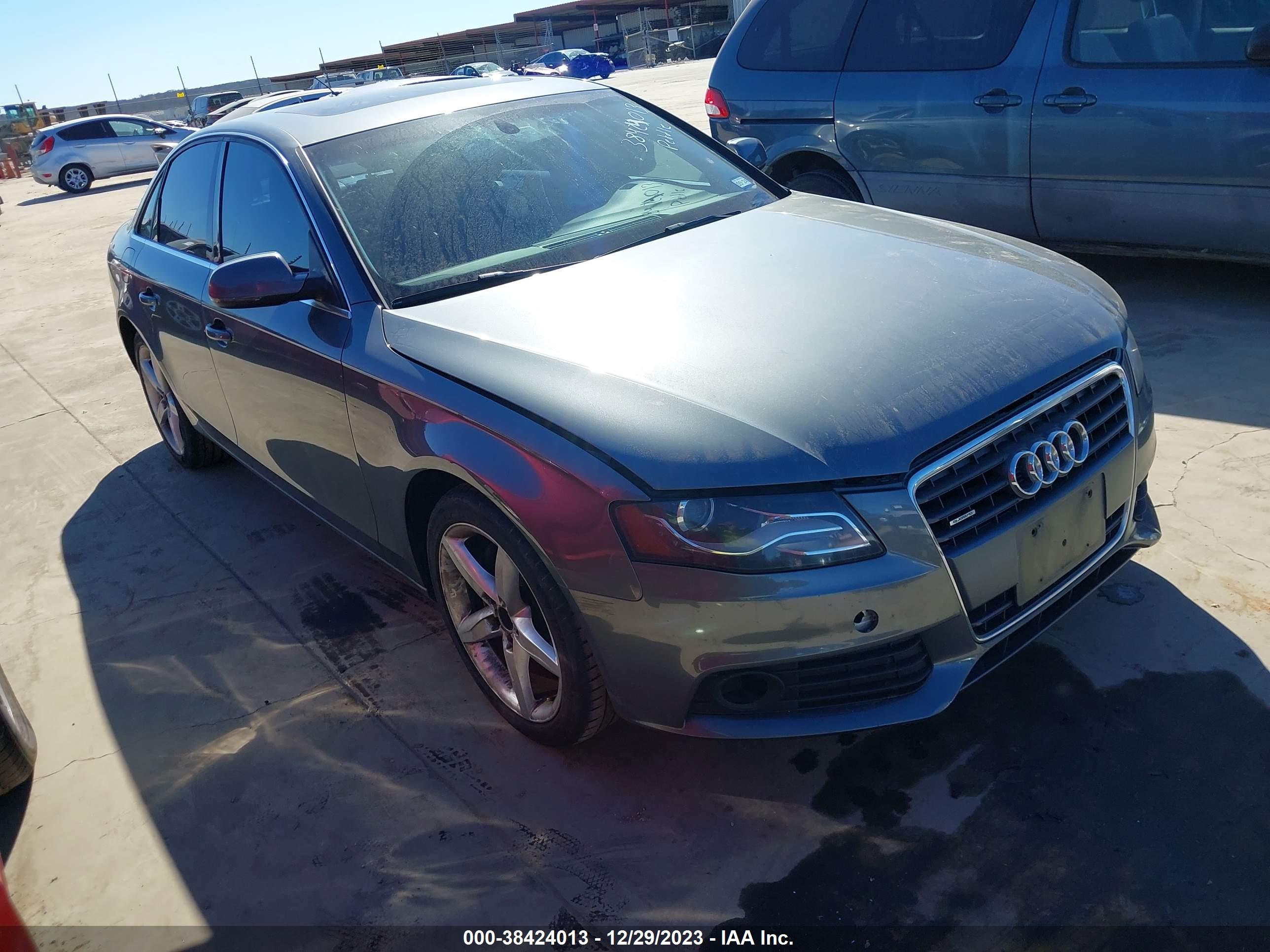 AUDI A4 2012 waubfaflxca054996