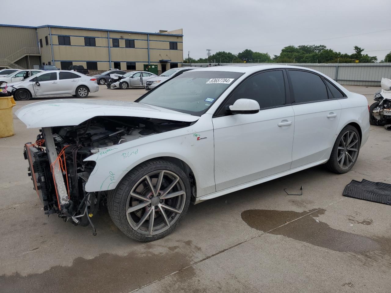 AUDI RS4 2016 waubgafl2ga010638