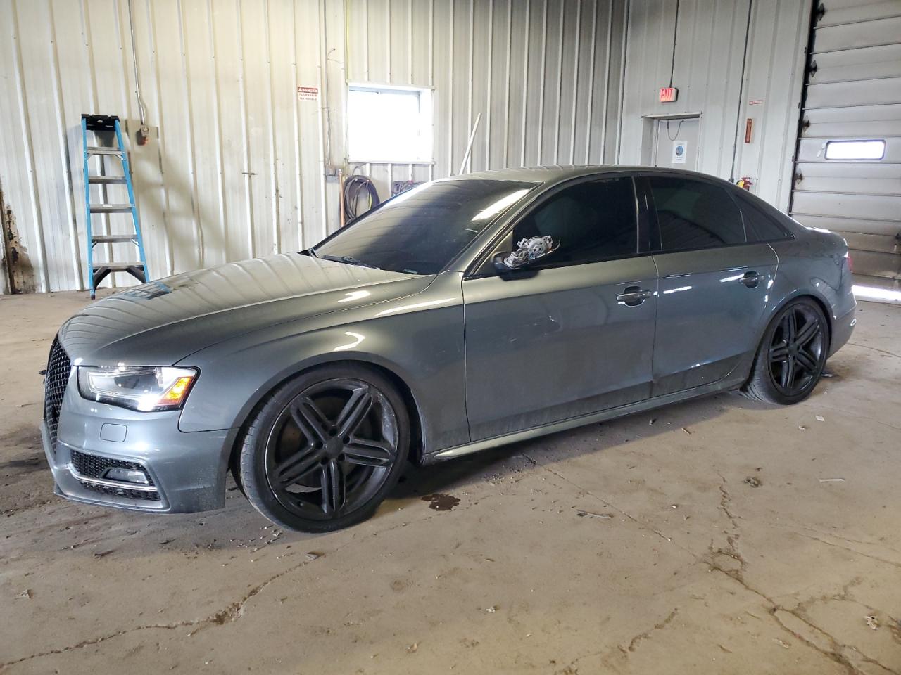 AUDI RS4 2014 waubgafl4ea029060