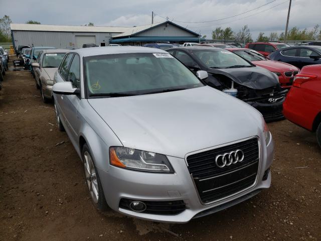 AUDI A3 PREMIUM 2011 waubjafm1ba008754