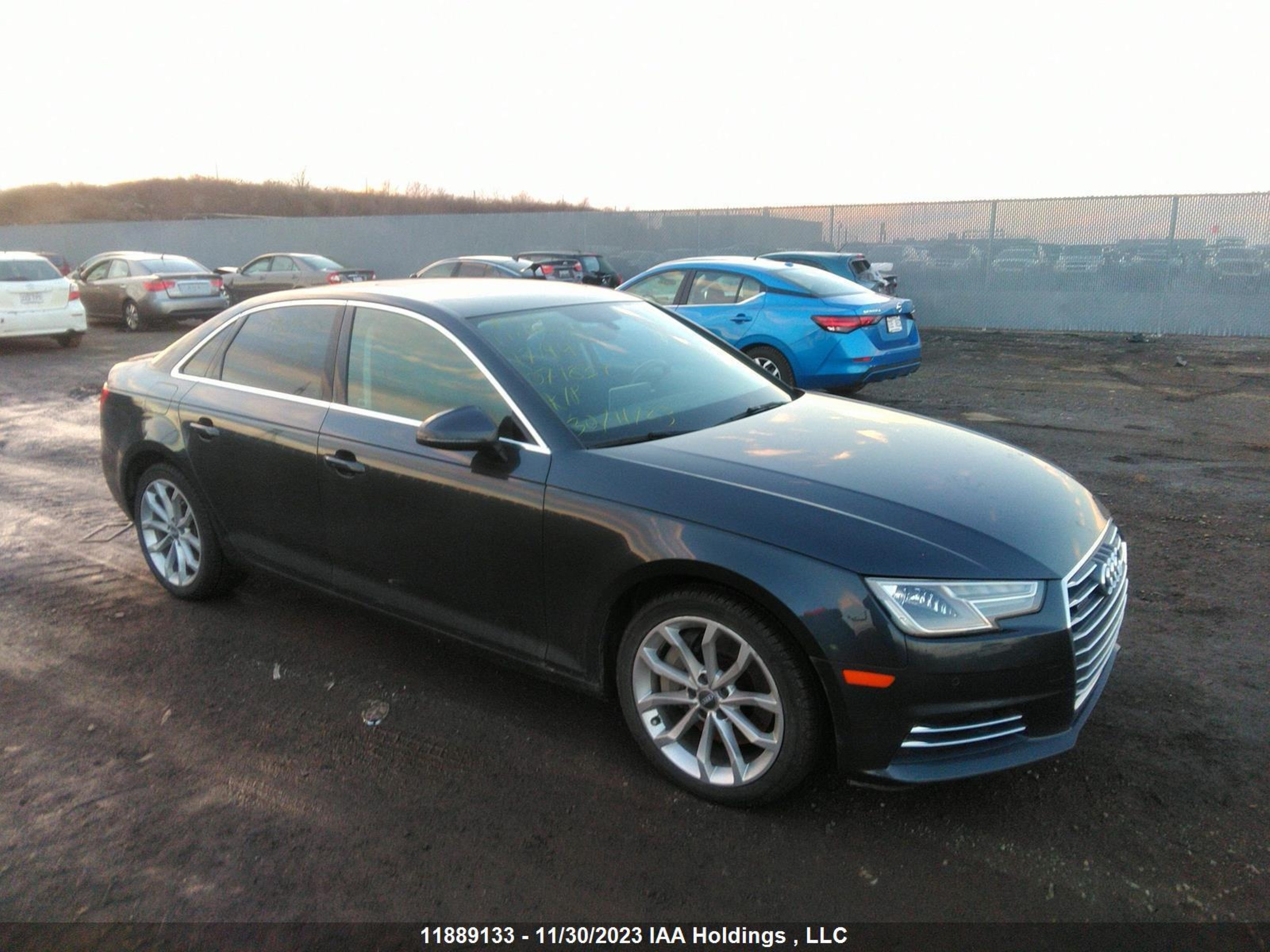 AUDI A4 2017 waubnaf48hn071839