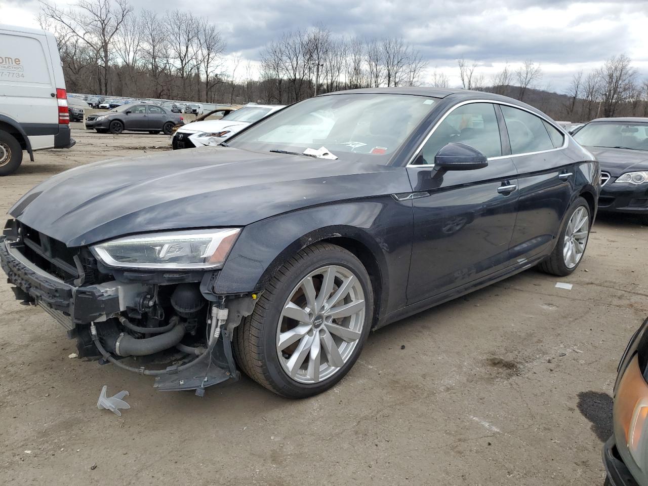 AUDI A5 2019 waubncf53ja012974