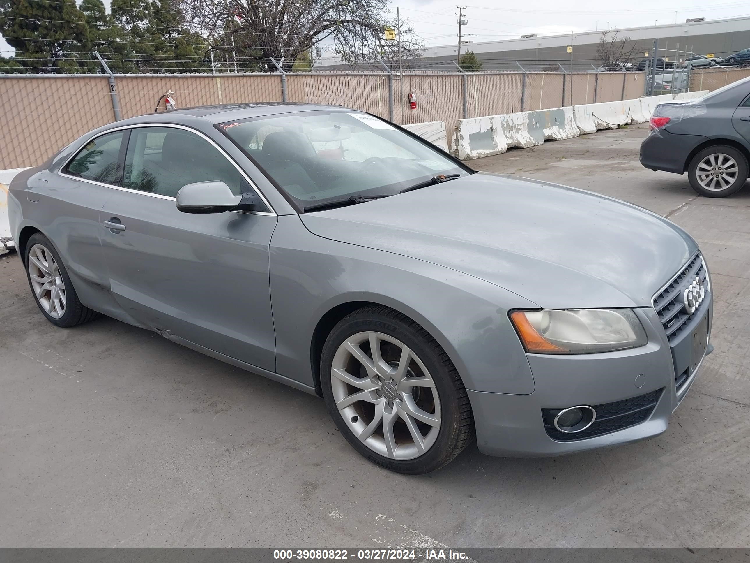 AUDI A5 2011 waucfafr0ba083608