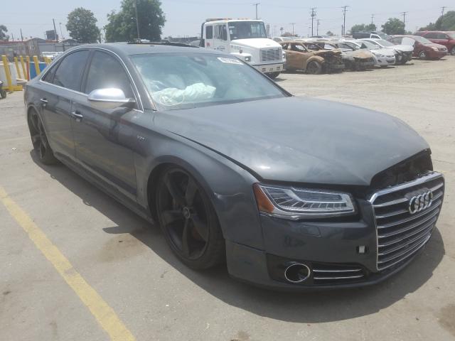 AUDI S8 2014 waud2afd2en010421