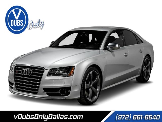 AUDI S8 2014 waud2afd2en011925