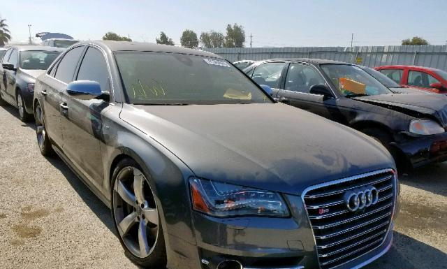 AUDI S8 2014 waud2afd8en008186