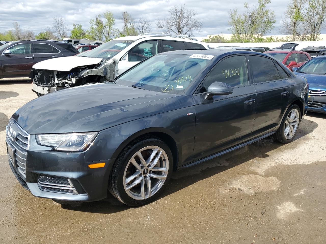 AUDI A4 2017 waudnaf43hn046887