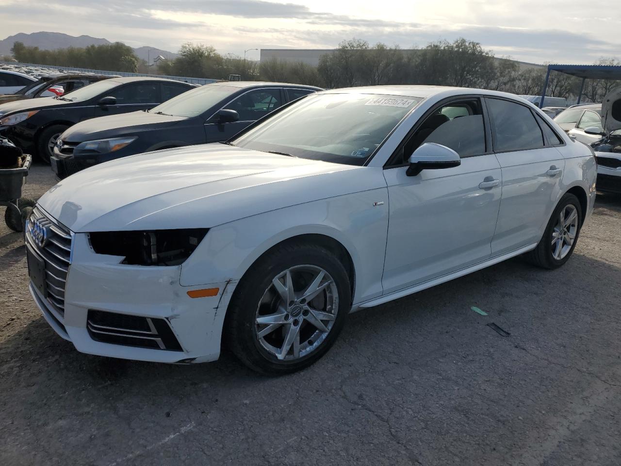 AUDI A4 2018 waudnaf45ja218107