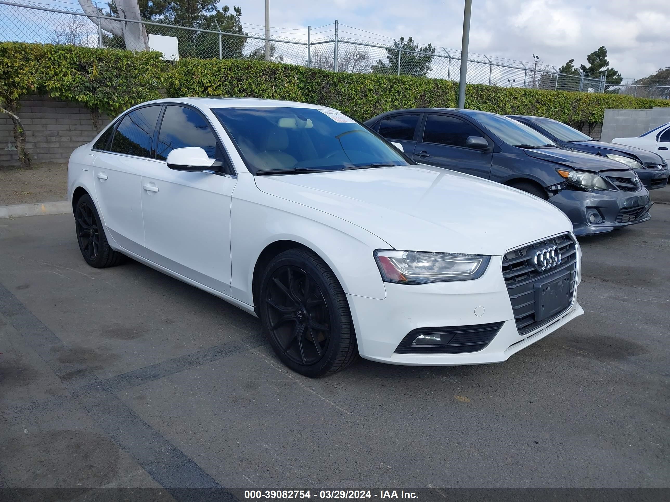 AUDI A4 2013 wauefafl6dn016561