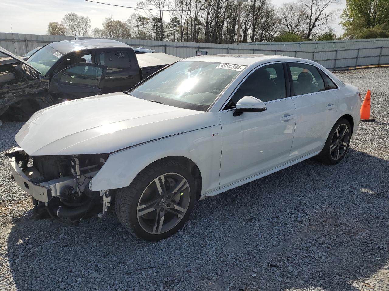 AUDI A4 2017 wauenaf40hn025824