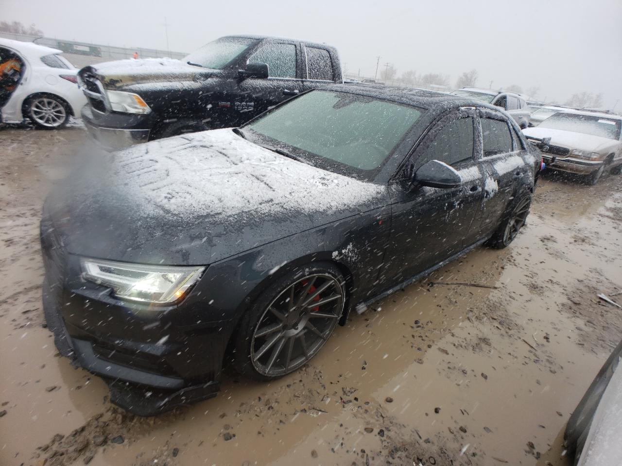 AUDI A4 2017 wauenaf43hn025851